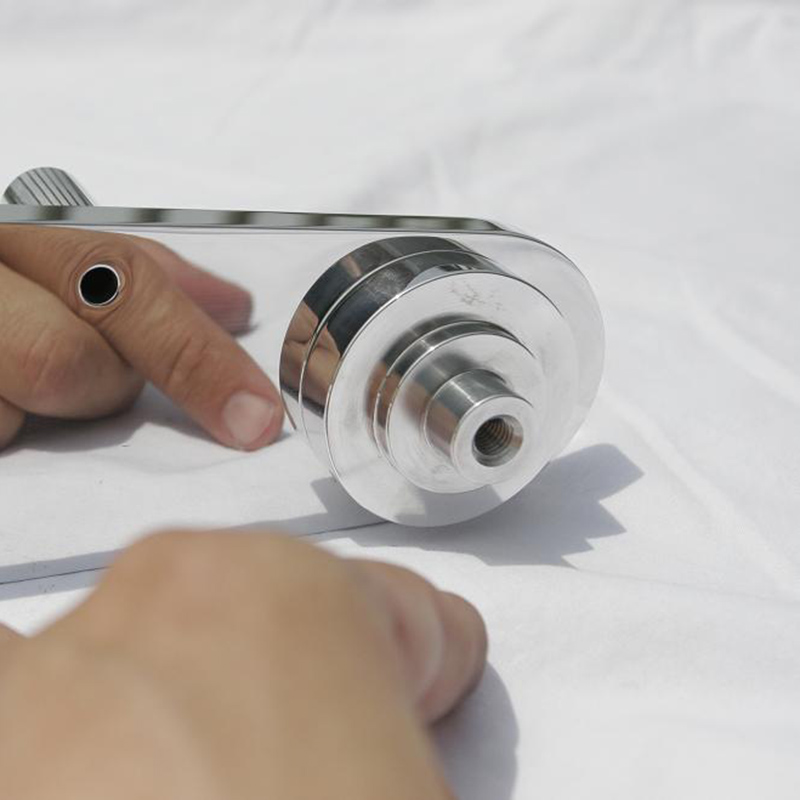 一般的な金属鏡の研磨方法は？
